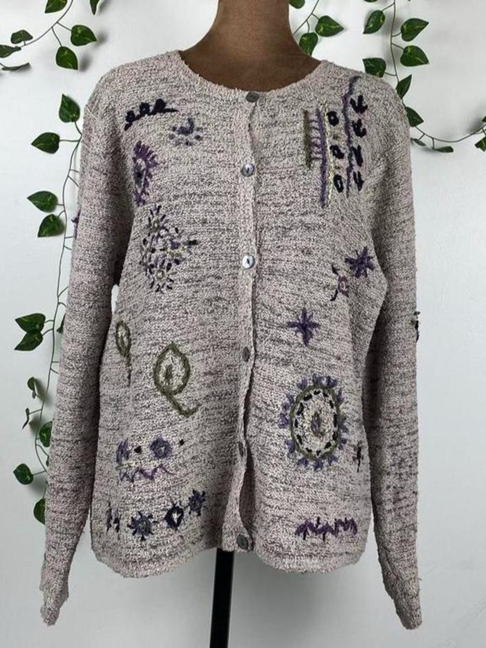 Northern Isles vintage cream knit cardigan silk blend embroidered aztec grandma